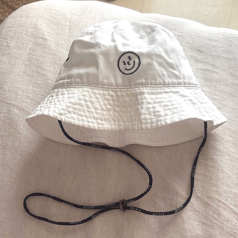 SER.O.YA Washed Denim Bucket Hat – White - Picture 2 of 6